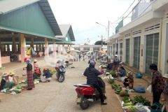 Nền góc 3 mặt tiền chợ giáp cần thơ