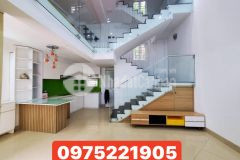 3 mặt thoáng 60m x 4 tầng nhỉnh 3 tỷ trung tâm cầu diễn đỉnh nhất khu vực.