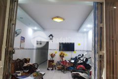 Nhà không người trông, bán gấp nhà mặt tiền rộng 8m5 nguyễn văn quá q12