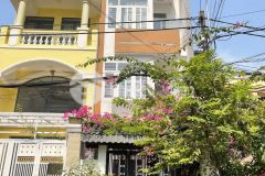 Nhà phố mặt tiền 2 lầu sân thượng, đường số lâm văn bền, quận 7