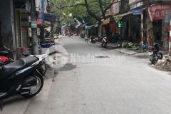 Bán nhà mặt phố quận cầu giấy, 42m2, 3 tầng, 2 thoáng, kinh doanh đỉnh, chỉ 8.7 tỷ