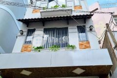 Nhà đẹp lê quang định, 4 tầng, hẻm 6m, dt 94m2, hơn 10 tỷ, lh 0937352503