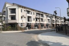 Bán nhanh nhà phố 90m2 trục thông nhìn sang khu phức hợp trường học, y tế.