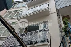 Bán nhà 26 ngõ 115 nguyễn lương bằng nhà đẹp, sân rộng, dt 27m5 tầng3.1 tỷ