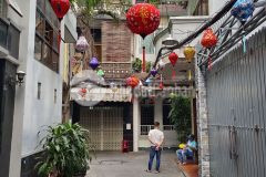 Ô tô đổ cửa cách mặt tiền 20m đối diện bv nhi đồng lý thái tổ q10