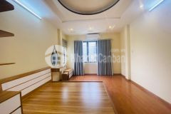 Nhà mới đẹp thích hợp mở vp kd online 40m5t, 3.7 tỷ.