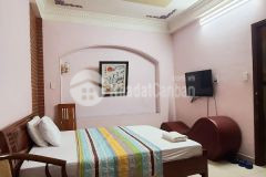 Bán nhà hoàng quốc việt đang kd nhà nghỉ, oto, lô góc, 2 mặt ngõ, 7 tầng, mặt tiền 4.6m