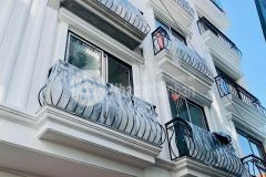 Cần bán gấp nhà cổ linh 48m x 4 tầng, mt 5m, giá chỉ 4 tỷ thương lượng