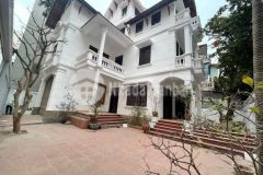 Bán biệt thự tây hồ 280m2 4tầng mặt tiền 17m gara oto nở hậu giá 50 tỷ