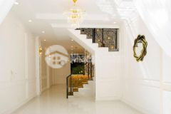 Bán nhà quận 3, 65m24x16, ô tô trong nhà, 3 lầu.