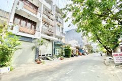 Vị trí đẹp căn góc 2 mặt tiền đường số khu cxnh q7