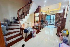 Bán nhà hoàng văn thái, gara ôtô, phân lô quân đội, nội thất xịn, dt 98m2, 5 tầng, 11.8 tỷ