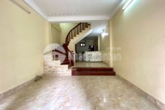 Bán nhà mặt tiền ở ngay phố đặng vũ hỷ, long biên