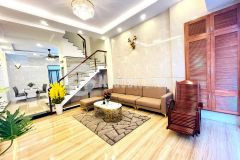 Định cư mỹ bán gấp nhà 4 tầng hoàng tráng cao thắng, q3, 102m2, mt 5m, 15.5 tỷ