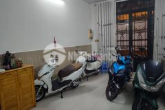 Mặt tiền kinh doanh q5 hàng xóm q1 xe hơi ngủ trong nhà giá tốt lh0786961692.