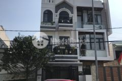 45 bán nhà 3 lầu mới xây mặt tiền đường bình giã gần bùng binh dầu khí