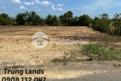 Bán lô đất 1 mẫu 8, mặt tiền đường xuân sơn đá bạc,châu đức brvt giá 12.6 tỷ.trung 0908.132.047