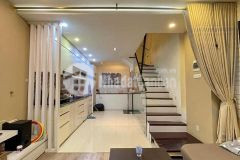 Bán nhà trung tâm cầu giấy lô góc oto đỗ sát nhà 48m2 6 tầng