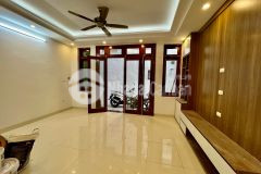 Bán gấp nhà khương đình, ô tô đỗ cửa, kinh doanh, 2 thoáng, 5 tầng, mt 3.5m, giá 4.35 tỷ