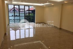 Nhà bán quận 11, hẻm xe hơi, 94.5m2, ngang 5m, 7 phòng, tặng nội thất xịn