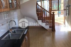 Nhà bán quận 11 hẻm xe hơi, siêu rẻ, 81m2, ngang 4m, 8 phòng, sổ đẹp