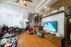 Siêu hiêm hem tô hiên thanh p13 q10 gia chi 5.8t cho 40m2