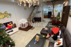 Bán nhà phường quỳnh mai, 60m2 4 tầng, 10m ra ô tô, sân cổng chỉ 4.6 tỷ, 0985079048.