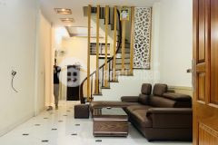 Bán nhà mặt ngõ phố trương định 42m4t, 4.5 tỷ. nhà mặt ngõ 4m thông trương định sang giáp nhị, gần