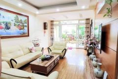 Bán nhà đẹp chùa bộc ở ngay nội thất xịn 51m2. giá 4,5 tỷ