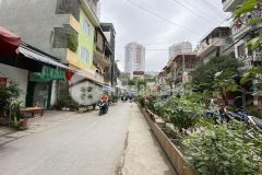 Bán nhà tân mai, mới ô tô đỗ cửa 48m5t, 6.35 tỷ.