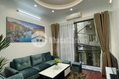 Bán nhà ngõ 175 lạc long quân, dt 40m2, 5 tầng, có gara oto, nhà chắc chắn, đẹp.