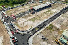 Đât măt tiên dh409 thông kcn phu chanh gân chơ tân hiêp 980tr gia chưa qua đâu tư 09746181