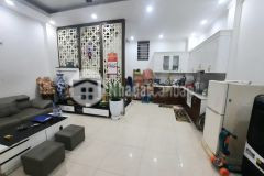 Nhà đẹp lạc long quân 38m mt 5.5m gần chợ nghĩa đô bãi gửi ô tô rất gần tiện ích ngập tràn 4.