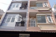 Bán nhà 1 trệt 2 lầu hẻm đường lê lợi hướng tây bắc.