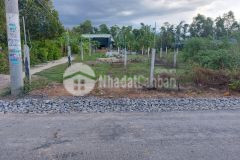 Cần bán đất 2 mặt tiền xã bình lộc