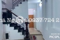 Nhà mới xây vào ở ngay tt quận 10