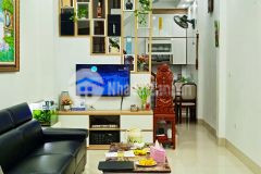 2 mặt ngõ nở hậu gần phố ở ngay 44m 4t 4xtỷ lĩnh nam hoàng mai