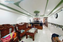 Nhà 110m2 hem ô tô 3 tầng thông nhât go vâp nhỉnh 6t