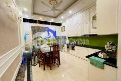 Nhà hoàng quốc việt cầu giấy, 4 tầng, mặt tiền 10m, 100m, 26, x tỷ