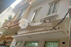 Hàng cực hiếm bán nhà đường hoàng hoa thám, ba đình, morning đỗ cửa, giá chỉ 5.x tỷ. diện tích 40m