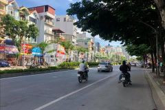 Khu cán bộ hàng không ngõ ô tô tránh nhà đẹp, chủ xây dân trí cao, ở vip.