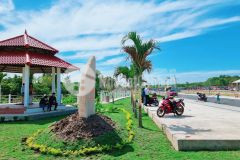 Duy nhất 1lô mặt tiền dh409 đại lô tân uyên giáp kdl sinh thái, thổ cư 100 giá ưu đãi.