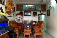 Bán nhà cấp 4 kiên cố, 80m2, hẻm thông 8m, ngay chợ phạm đăng giảng, q.bình tân.