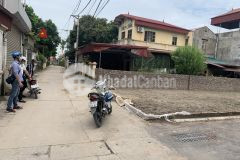 Cần bán mảnh đất ở thôn trung dương, kiêu kỵ, gia lâm hn.