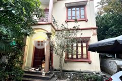 Bán biệt thự sân vườn phố ngọc thụy dt 159m2 3 tầng mt 8m nhỉnh 11 tỷ 0944523668