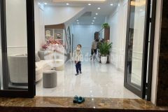 Nhà đẹp 5 khương trung 45m2,mt 4m,ô tô đỗ cổng,10m ra phố nhỉnh 5 tỷ