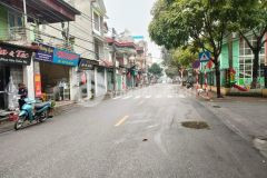 Mặt phố 4 tầng phố kẻ tạnh việt hưng long biên