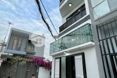 Cần bán nhà riêng 50m2,2 lầu,5x10,giá 10 tỷ,phường 3,quận bình thạnh.