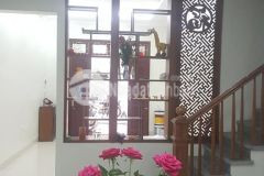 Bán nhà ngõ 242 đường láng, ngõ rộng, thoáng hai mặt, dt 82m4 tầng5.3 tỷ