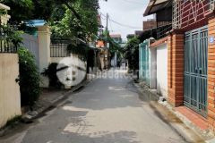 Đất vàng ngọc thuỵ. 50m2 3.95 tỷ. ô tô vào nhà ngõ thông 2 phố khu vip, dân trí cao.